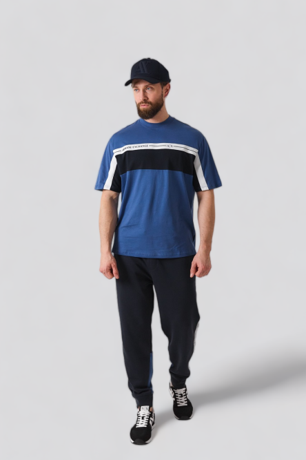 Синяя футболка Armani Exchange