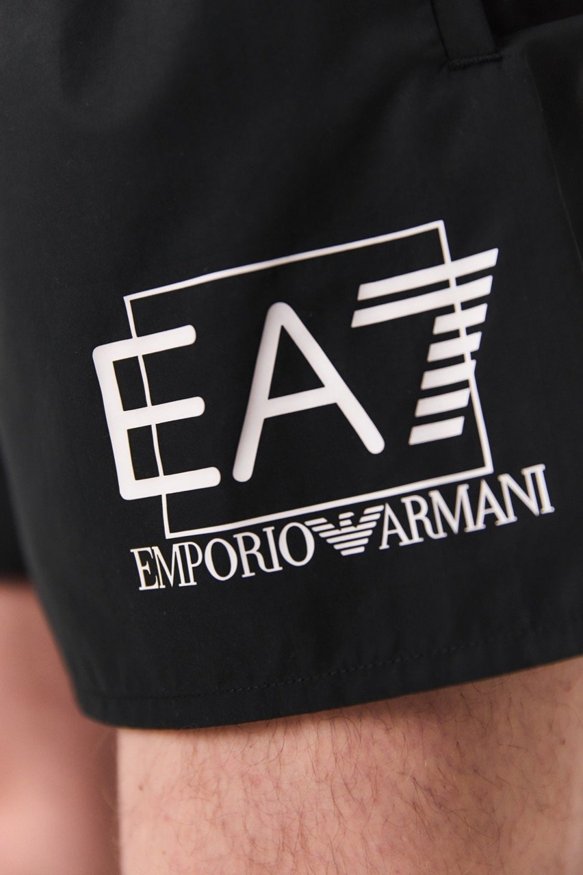 Мужские шорты EA7