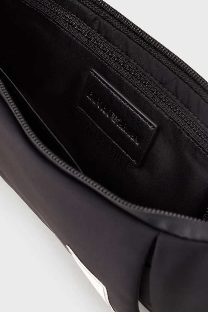 Чорна сумка бананка Emporio Armani