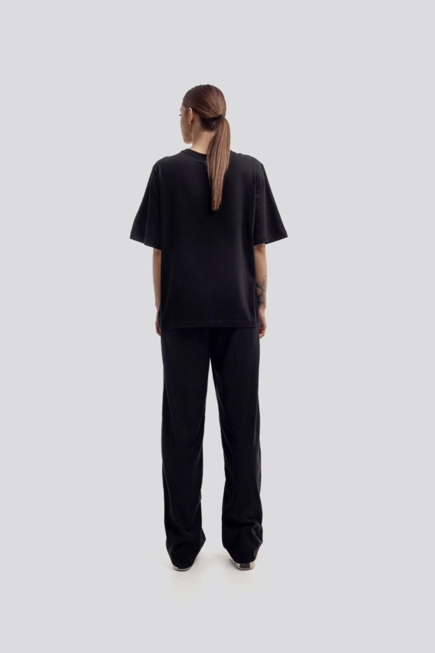 Черная футболка BLAZH'