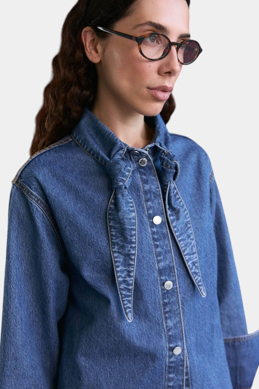 Синя джинсова сорочка з вузлом на вороті D263MB AISENBERG