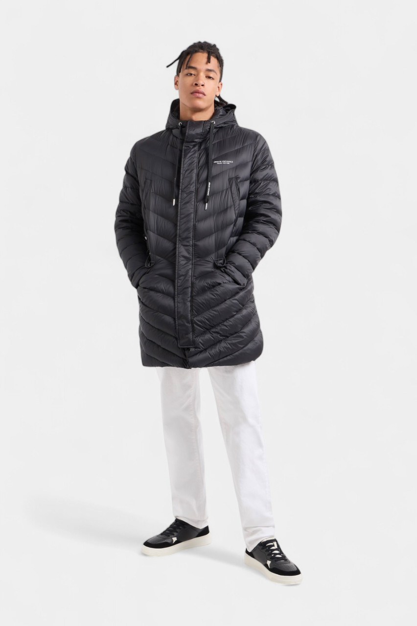 Черный длинный пуховик с капюшоном 8NZL20 ZNW3Z 1200 Armani Exchange