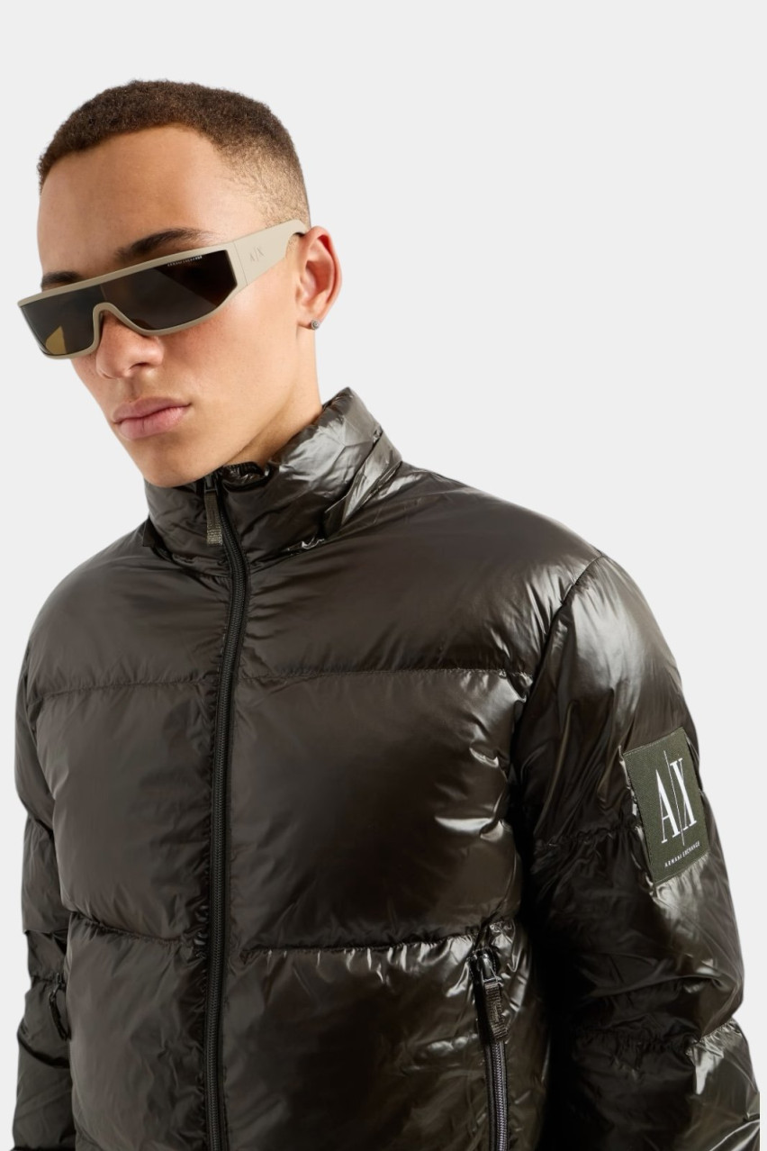 Хаки глянцевый пуховик 8NZB70 ZNYNZ 1832 Armani Exchange