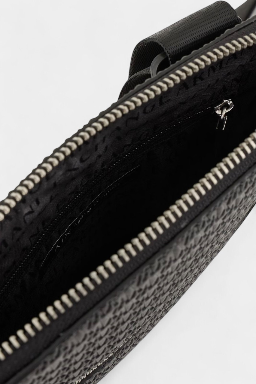 Чорна сумка крос-боді з тисненим логотипом по всій поверхні XM000159 AF11928 UC001 Armani Exchange