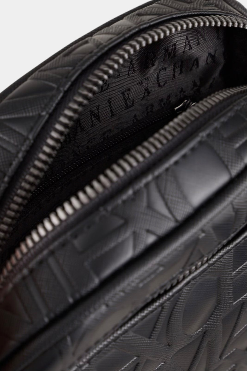 Черная сумка кросс-боди из переработанного материала и рельефным логотипом 952527 CC838 00020 Armani Exchange