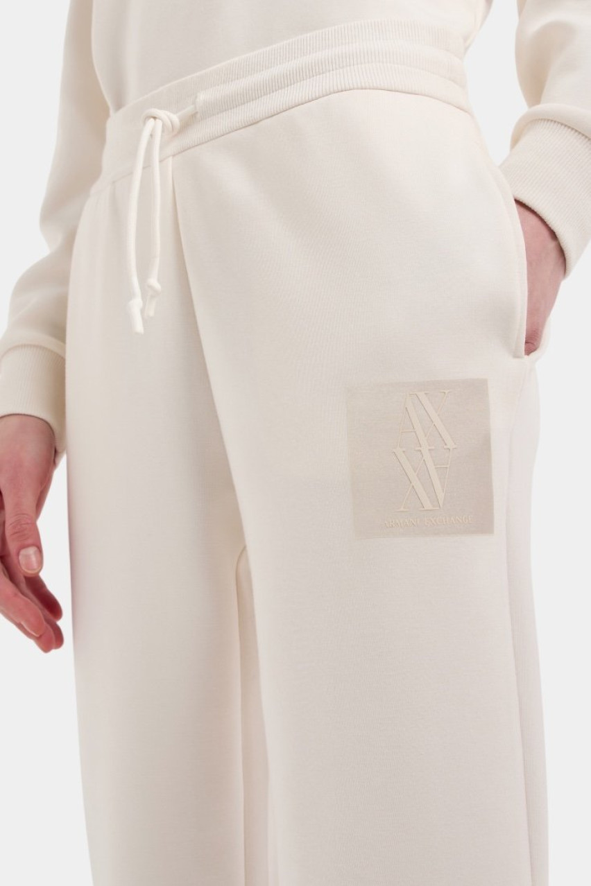 Молочные спортивные штаны с монограммной нашивкой 6DYP79 YJEGZ 1130 Armani Exchnage