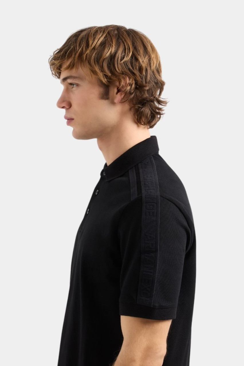 Чорне поло стандартного крою з логотипною стрічкою XM000307 AF10366 UC001 Armani Exchange
