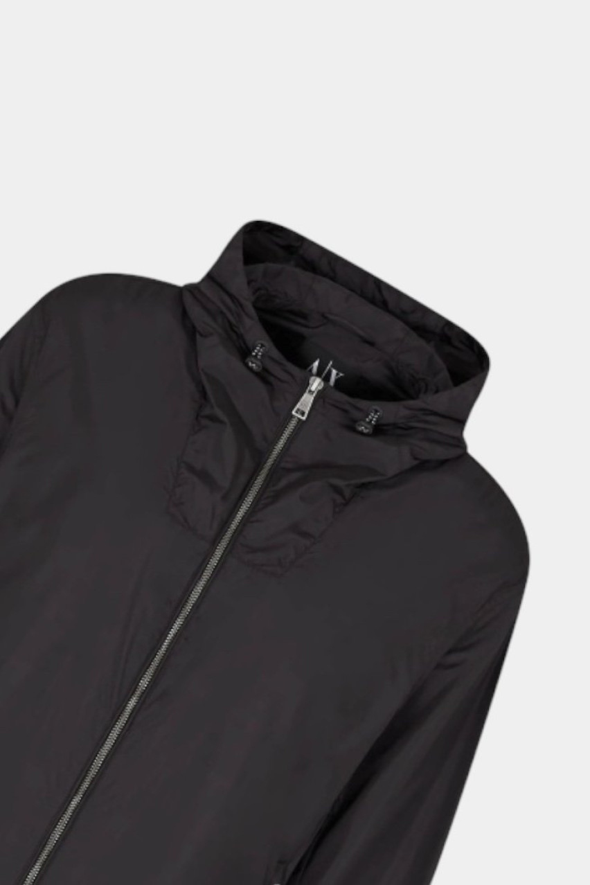 Чорна вітрівка з капюшоном XM000342 AF12285 UC001 Armani Exchange