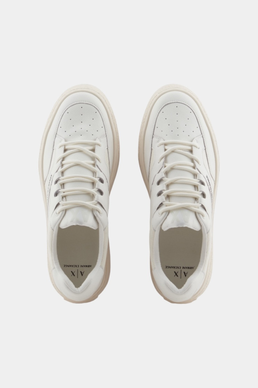 Молочні масивні кеди з натуральної шкіри XUX260 XV954 00894 Armani Exchange