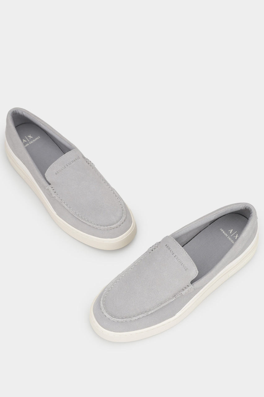 Серые лоферы из натуральной замши XUY011 XV868 U659 Armani Exchange