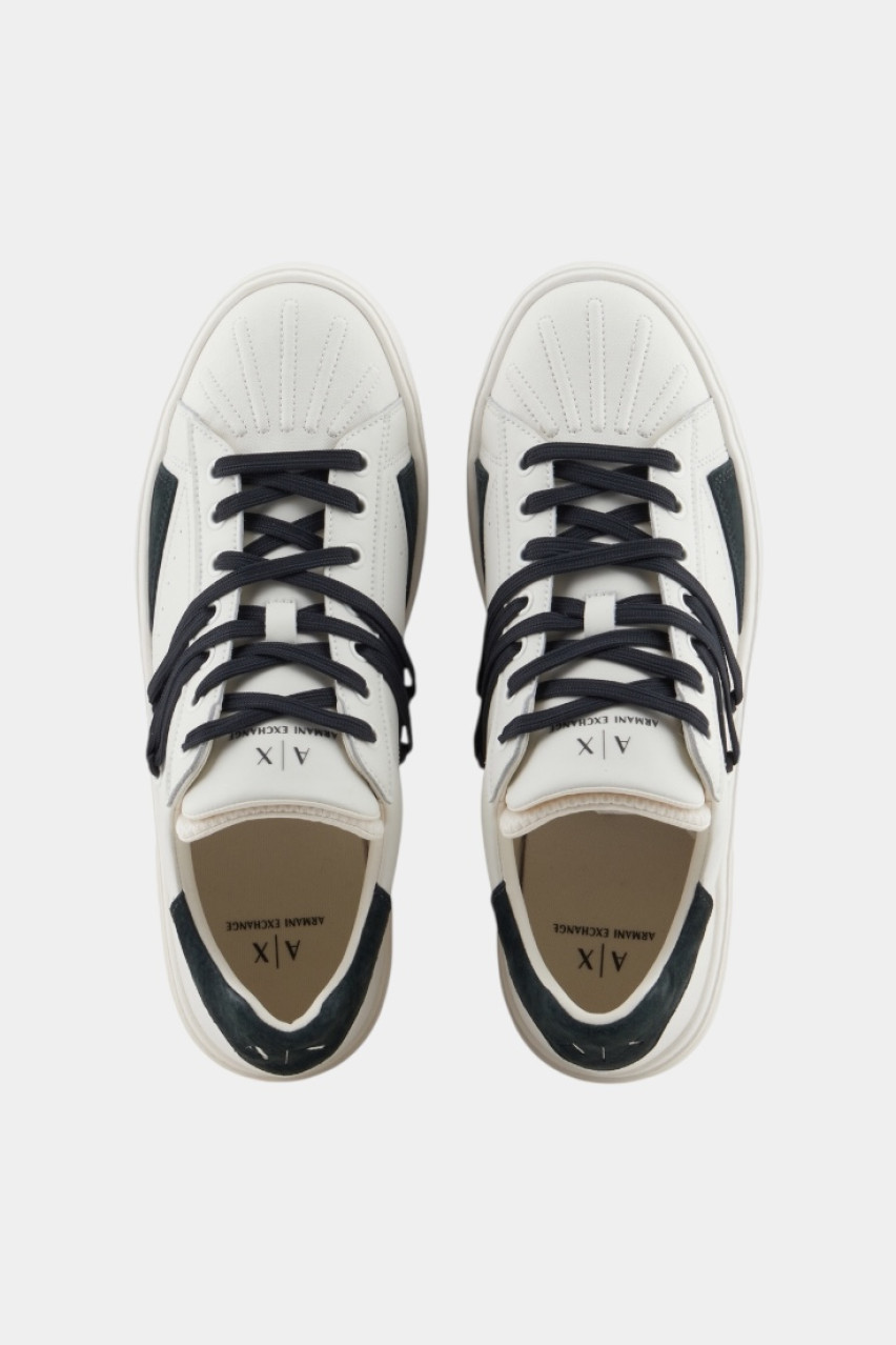 Молочные кожаные кеды с контрастными шнурками XUX245 XV915 U384 Armani Exchange