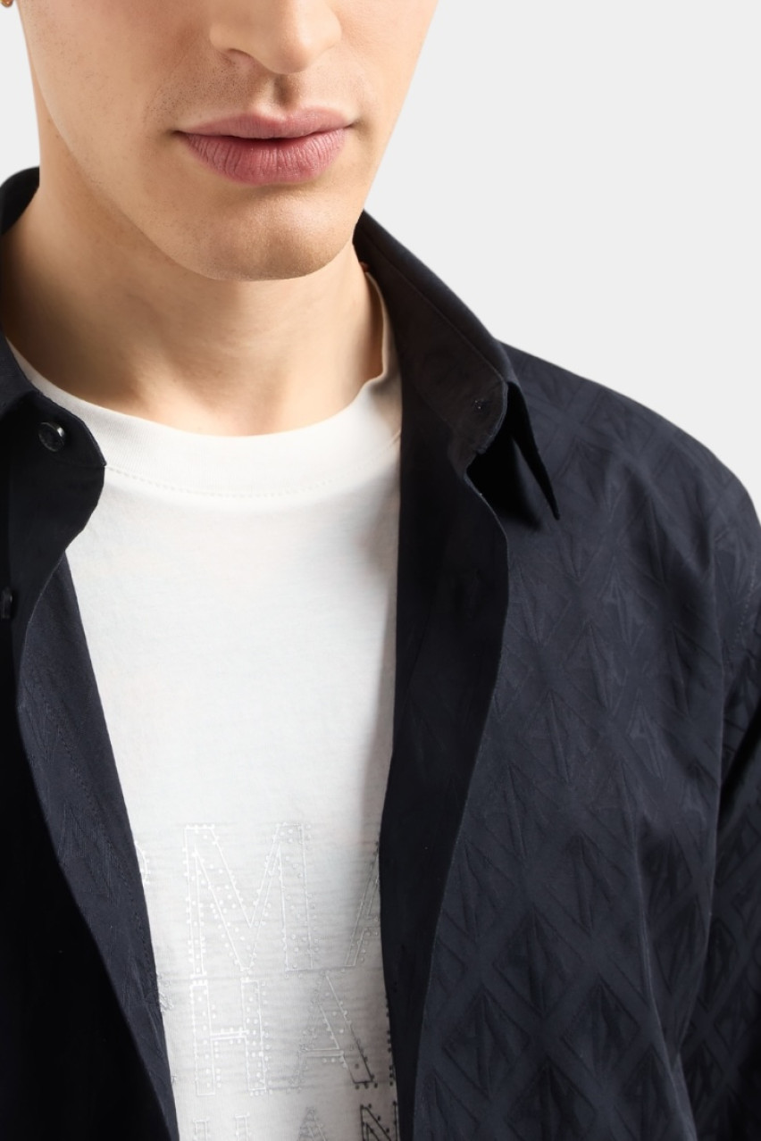 Темно-синя сорочка з логотипами в тон по всій поверхні XM000197 AF12179 UB101 Armani Exchange