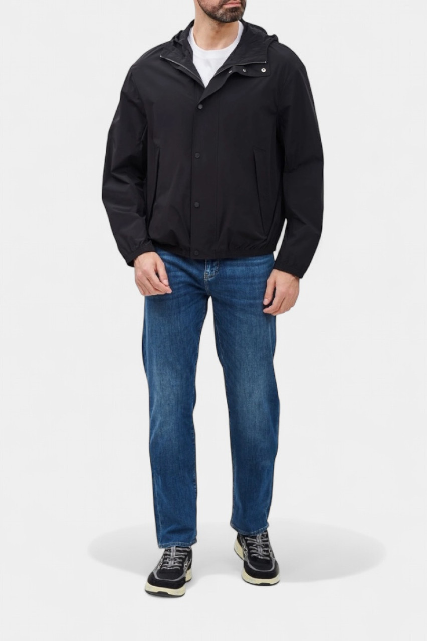 Чорна вітрівка з капюшоном XM000210 AF10357 UC001 Armani Exchange