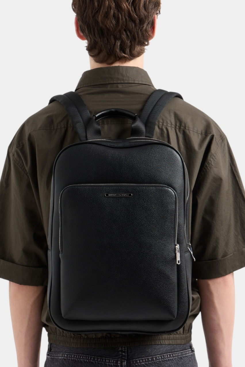 Чорний рюкзак з екошкіри XM000241 AF12134 UC001 Armani Exchange
