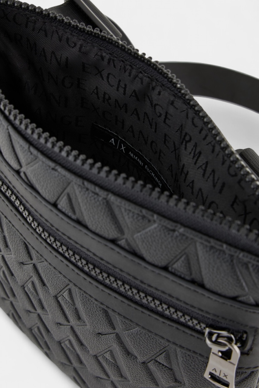 Чорна пласка сумка крос-боді з переробленого матеріалу ASV XM000579 AF12133 UC001 Armani Exchange