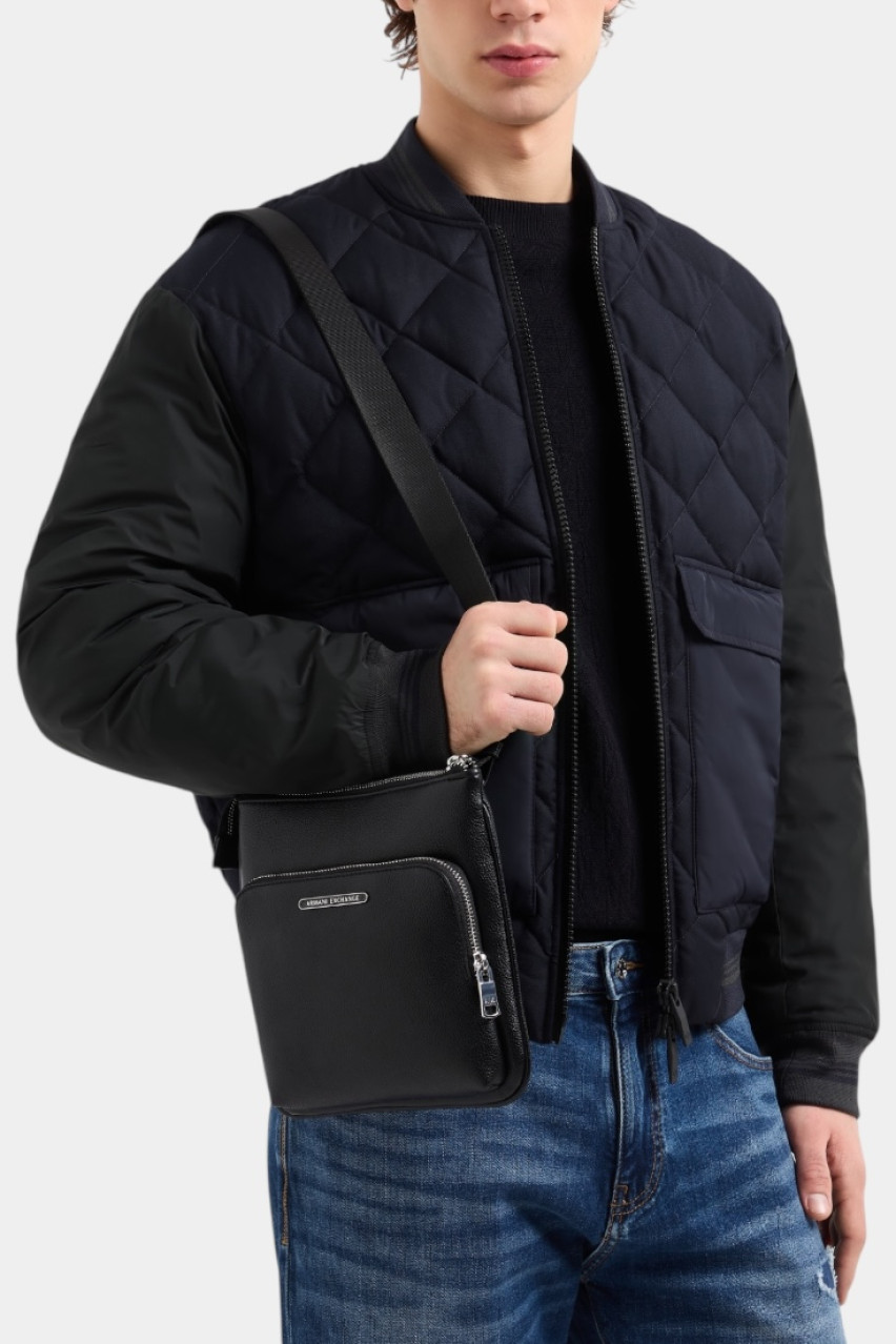Черная сумка кросс-боди из экокожи XM000846 AF12134 UC001 Armani Exchange