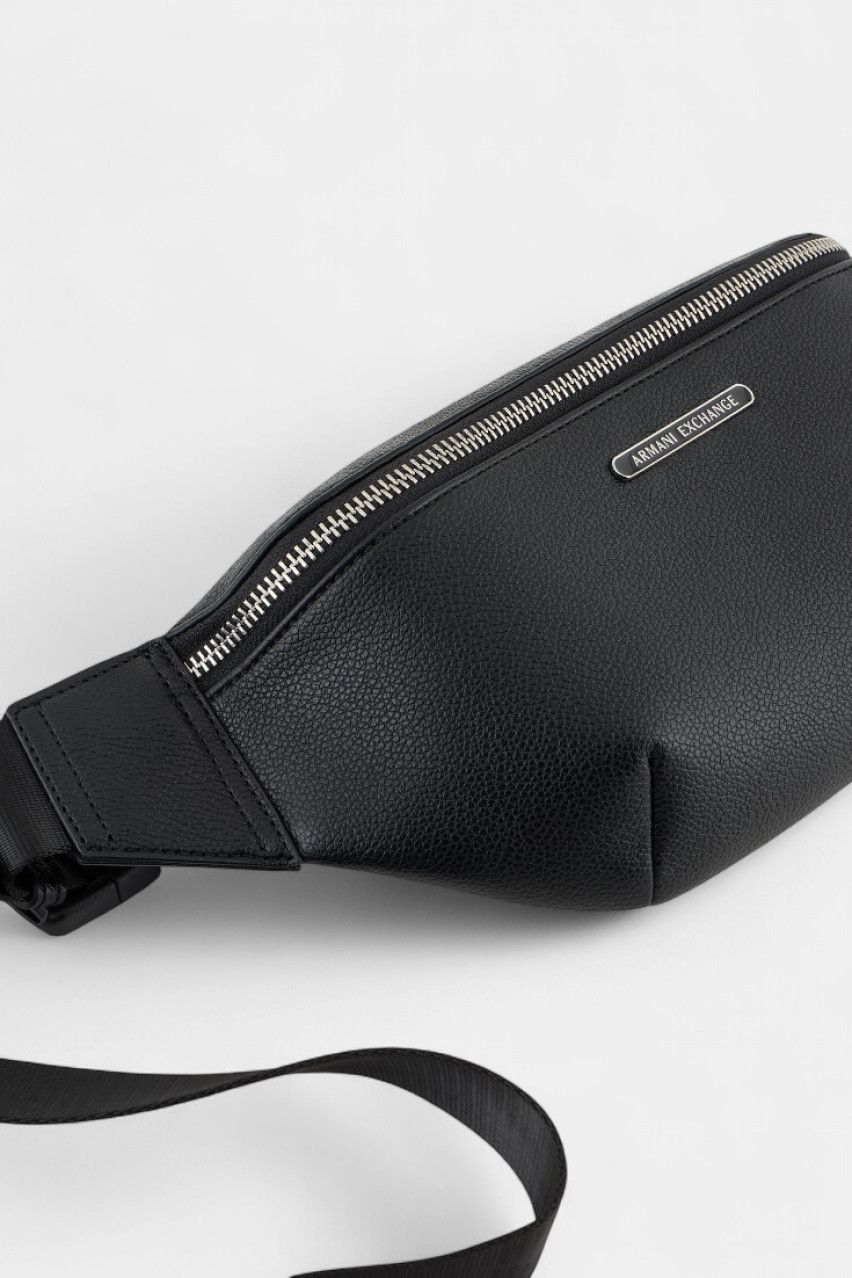 Чорна поясна сумка з екошкіри XM000848 AF12134 UC001 Armani Exchange