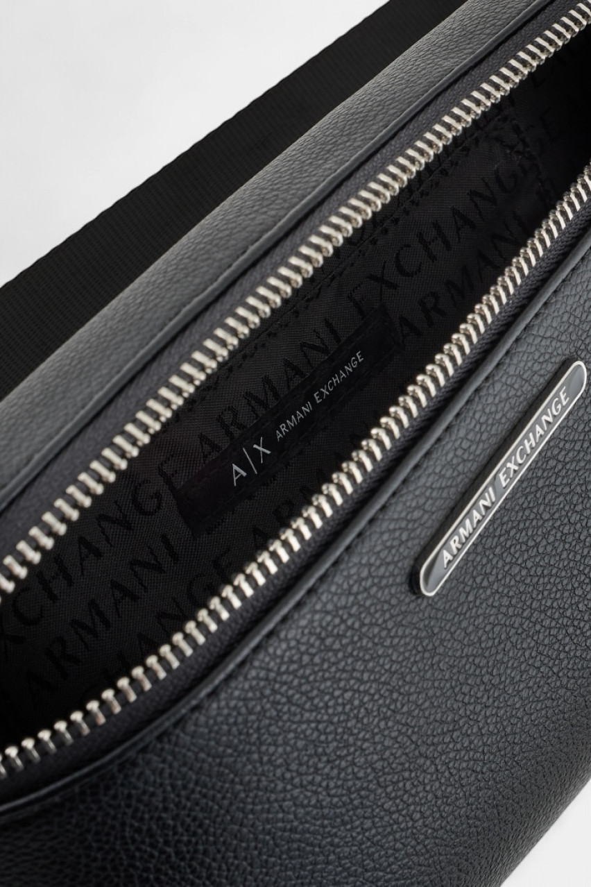 Чорна поясна сумка з екошкіри XM000848 AF12134 UC001 Armani Exchange