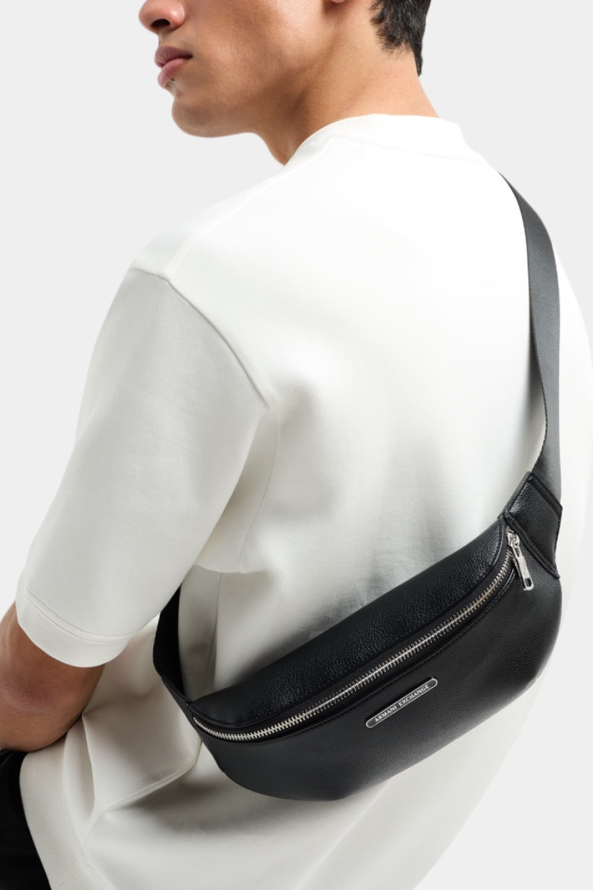 Чорна поясна сумка з екошкіри XM000848 AF12134 UC001 Armani Exchange