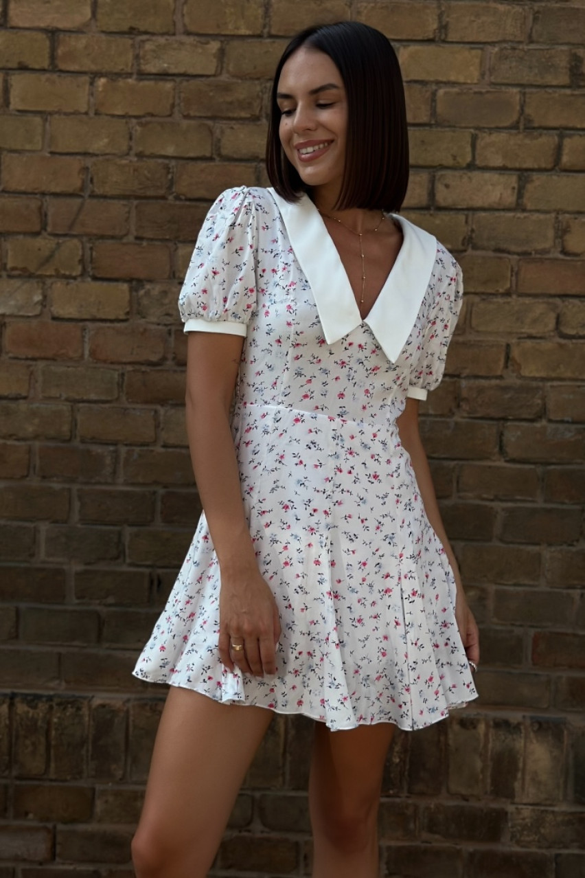 Біла квіткова сукня з комірцем SS2024 BLAZH.