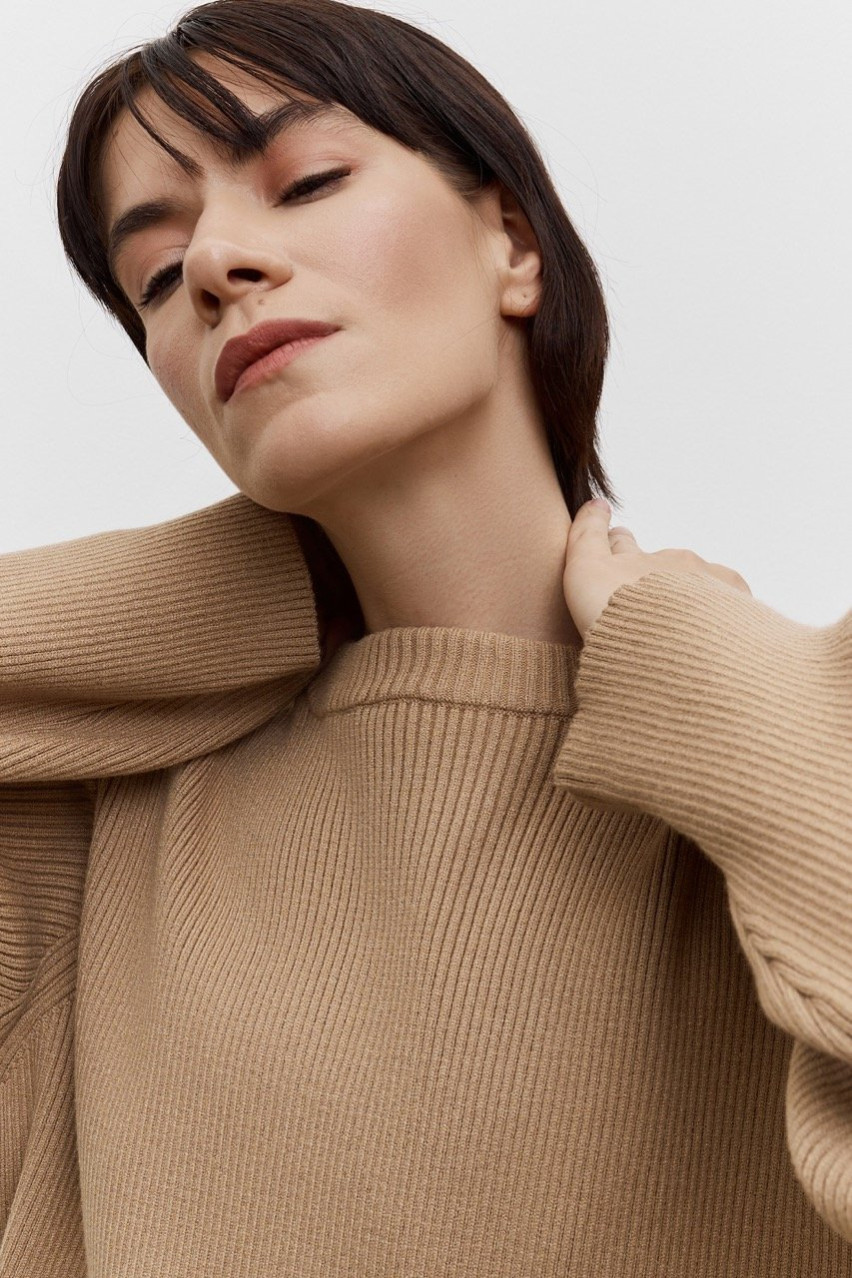 Кэмел джемпер BLAZH.