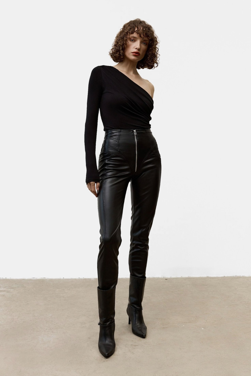 Чорні корсетні брюки з екошкіри BLAZH.