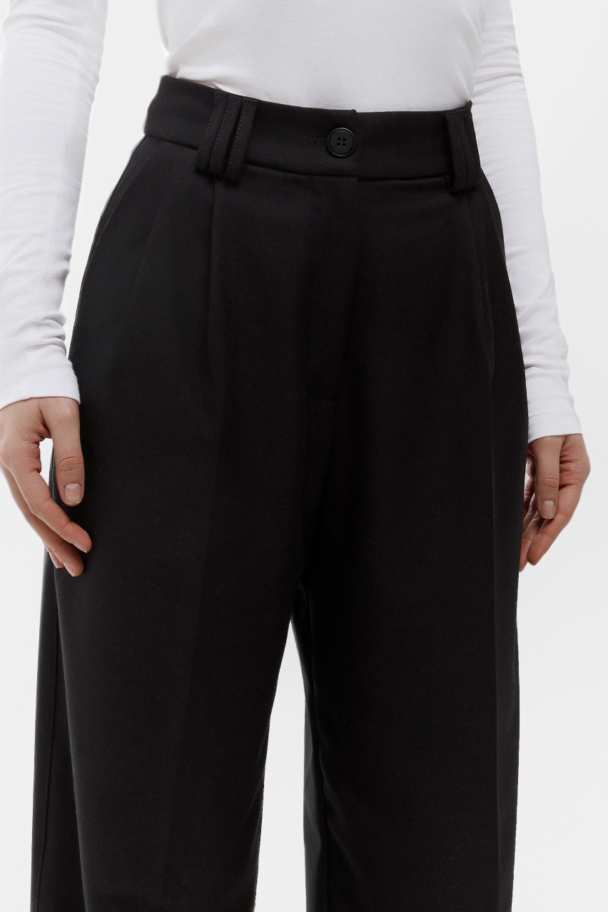 Чёрные брюки-палаццо BLAZH.