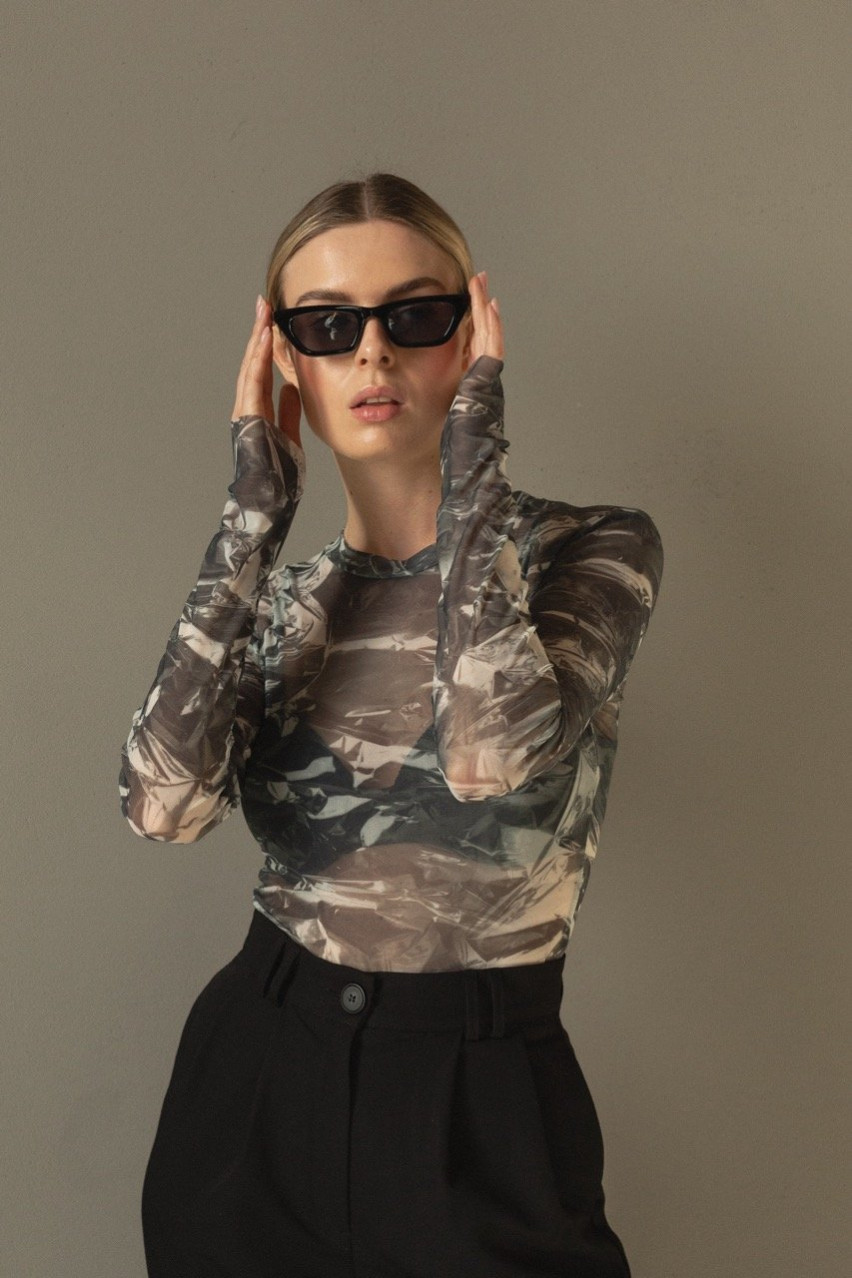 Сіре боді Crystal