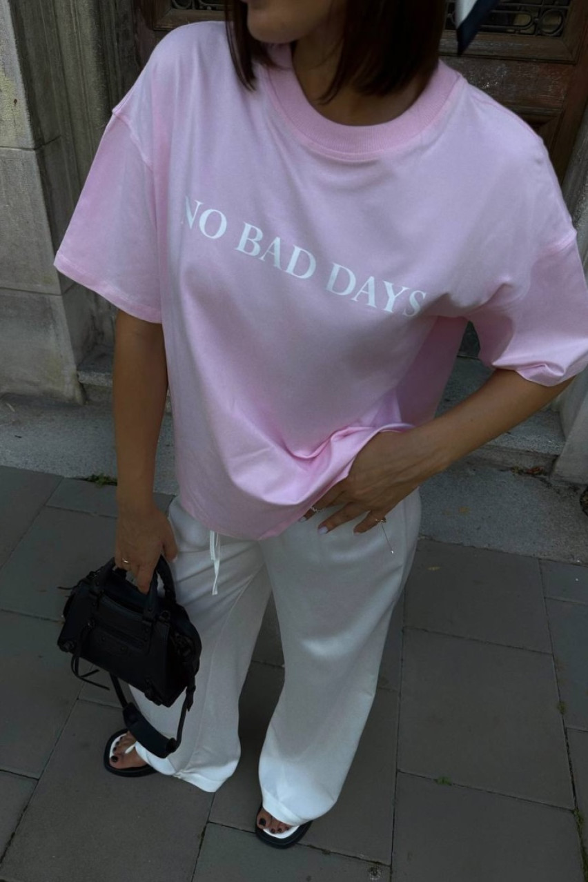 Розовая футболка No Bad Days SS2024 BLAZH'