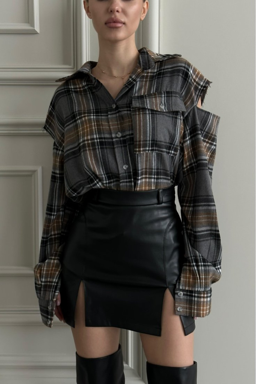 Серо-коричневая клетчатая оверсайз рубашка Cut Off Shoulders BLAZH.