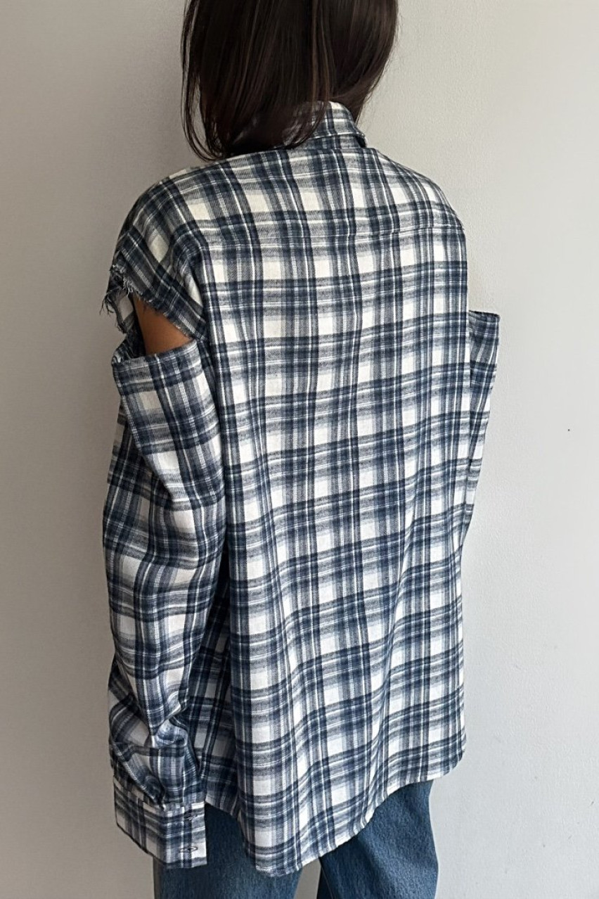 Синя картата оверсайз сорочка Cut Off Shoulders BLAZH.