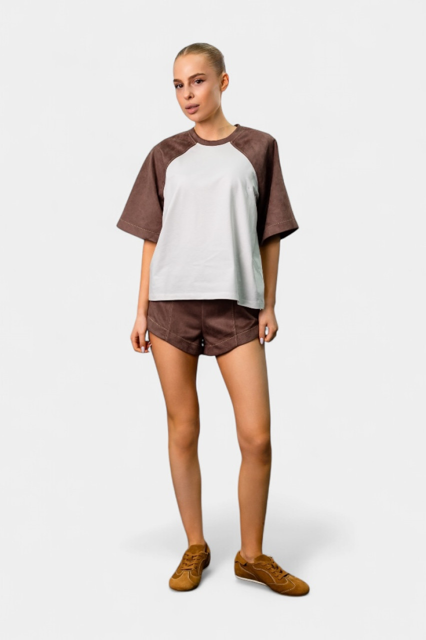 Футболка с замшевыми рукавами BLAZH.