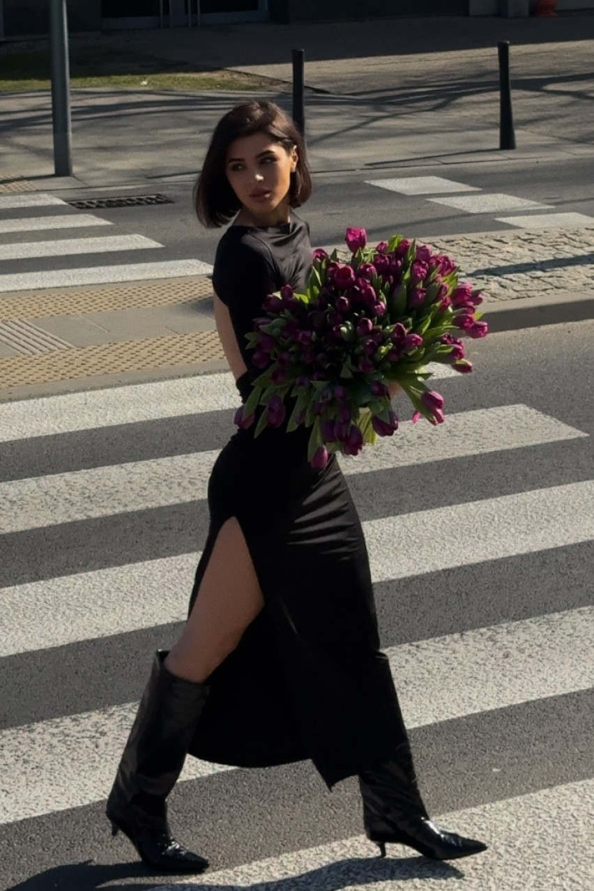 Чорна сукня максі з відкритою спиною BLAZH.