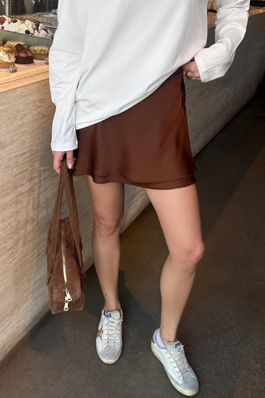 Коричнева атласна мініспідниця SS2025 BLAZH.