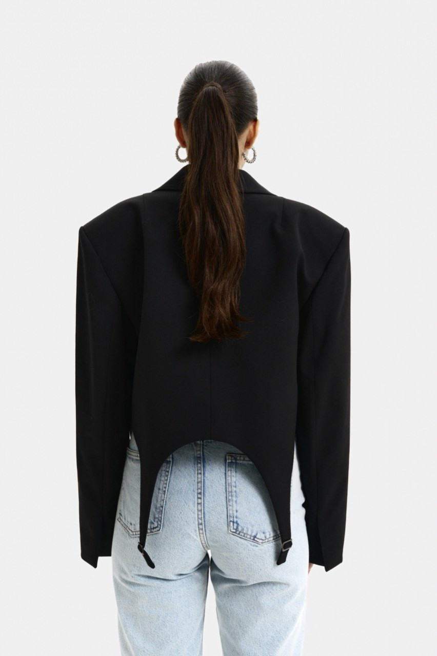 Чорний кроп-жакет з гартерами 88-2 BÁZHANE