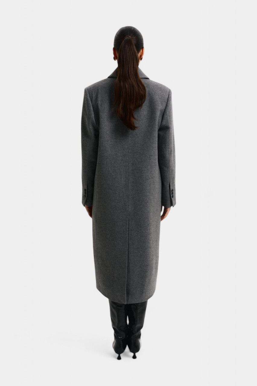 Сіре двобортне пальто прямого крою 105-3-122 BÁZHANE