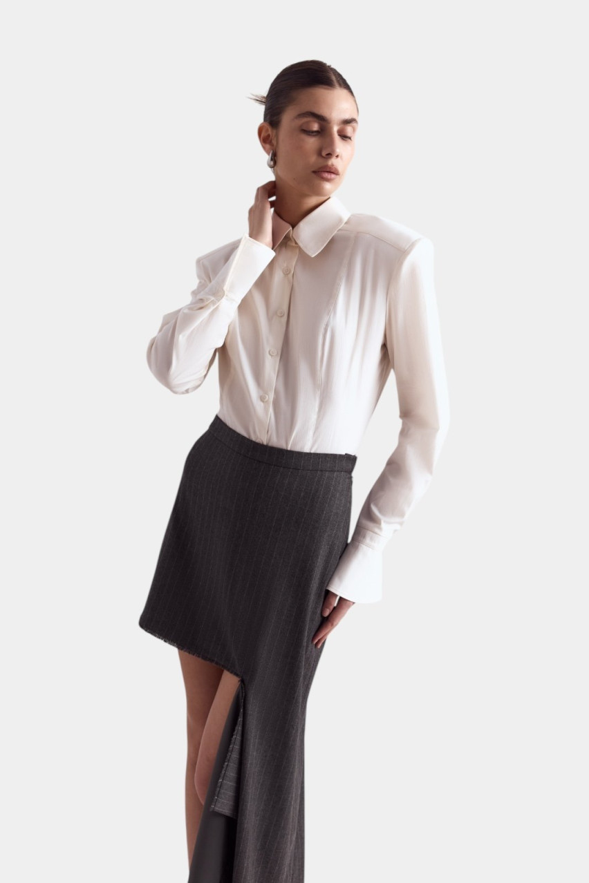 Графитовая мини-юбка с отрезанной деталью 1070-8-1 BÁZHANE