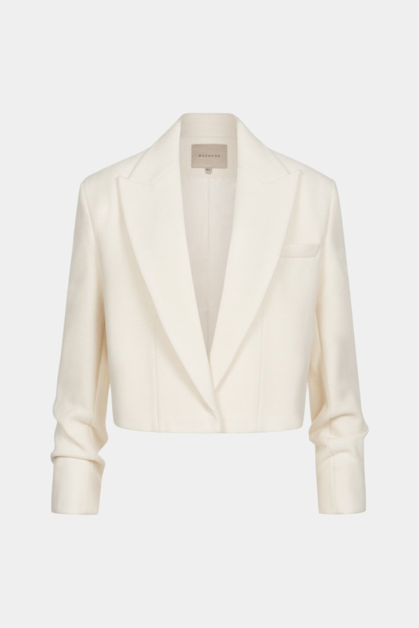 Молочное кроп пальто-жакет со сборками на рукавах WWU-OC1057-3-53 BÁZHANE