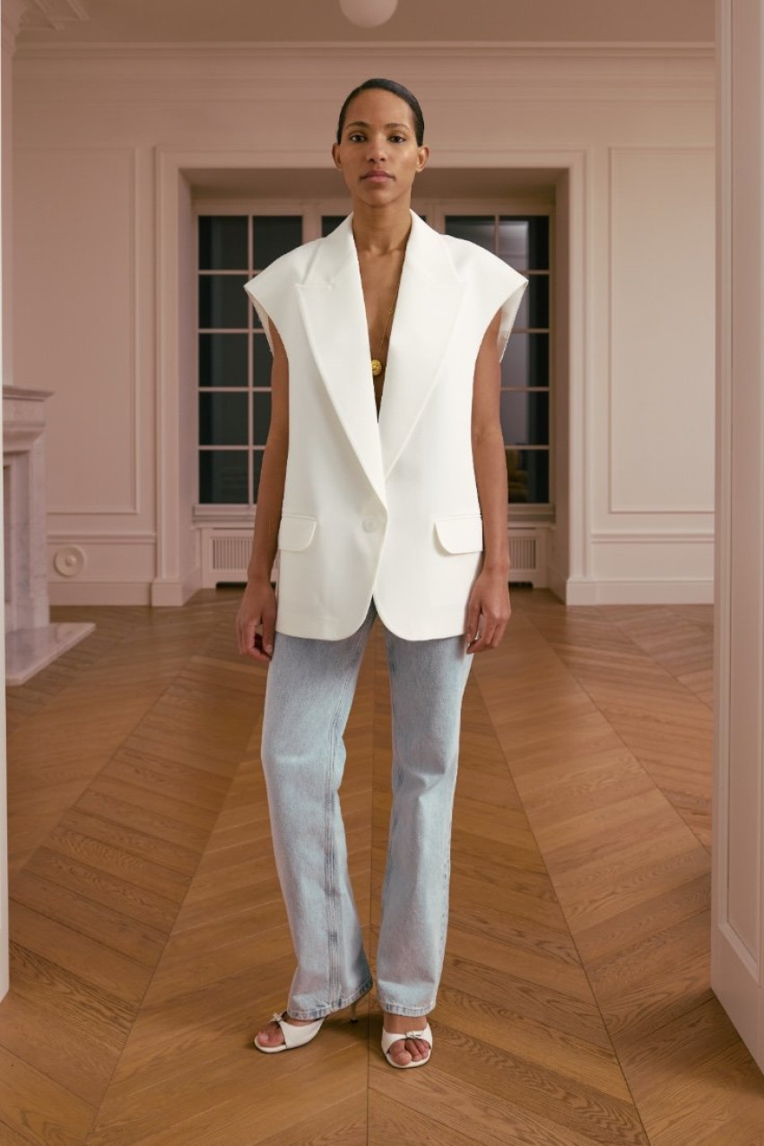 Молочный оверсайз жилет WWT-VS1079-3-12 BÁZHANE