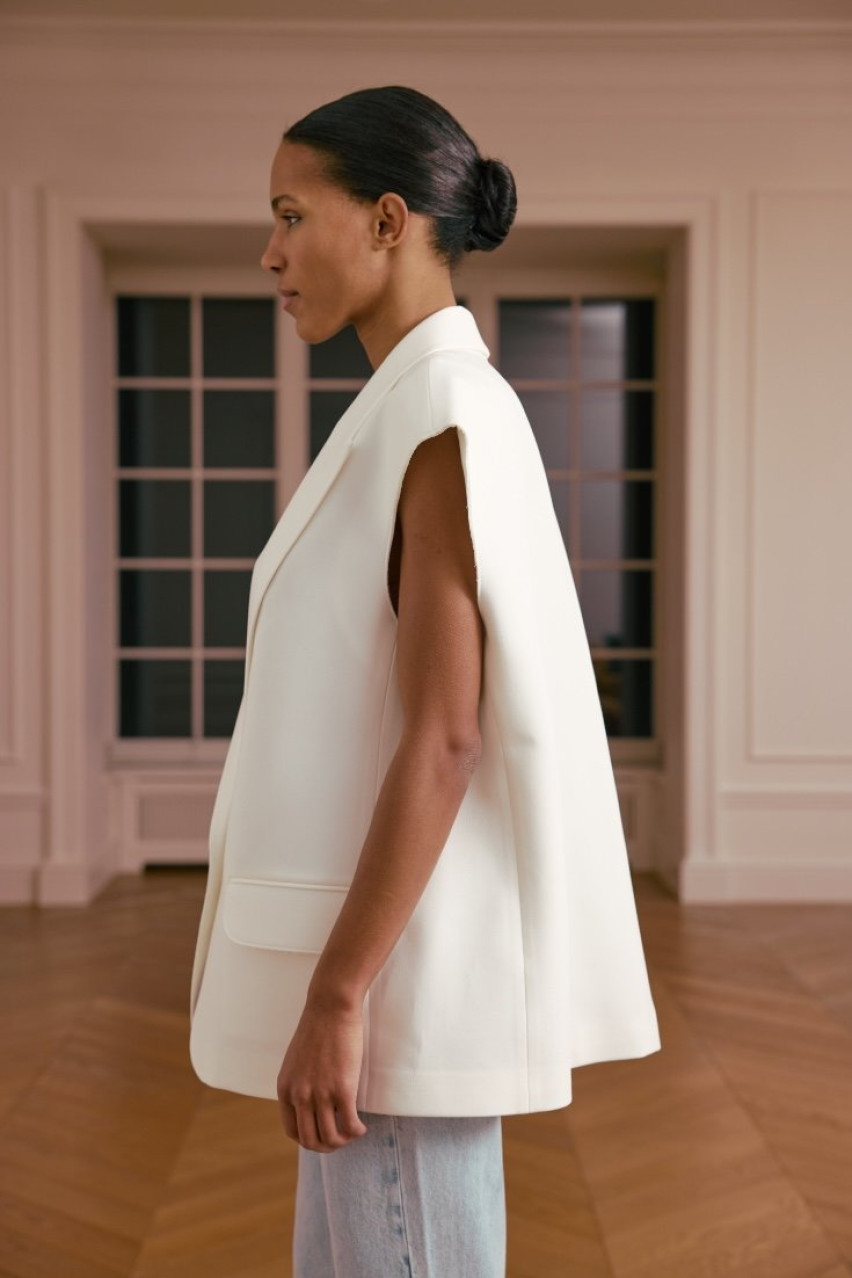 Молочный оверсайз жилет WWT-VS1079-3-12 BÁZHANE