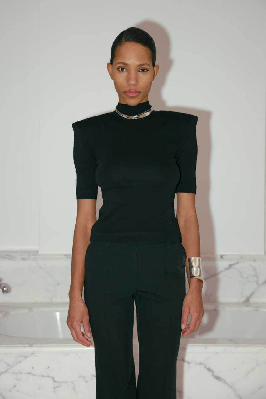 Чорний топ Fearless WWT-T1119-2-65 BÁZHANE