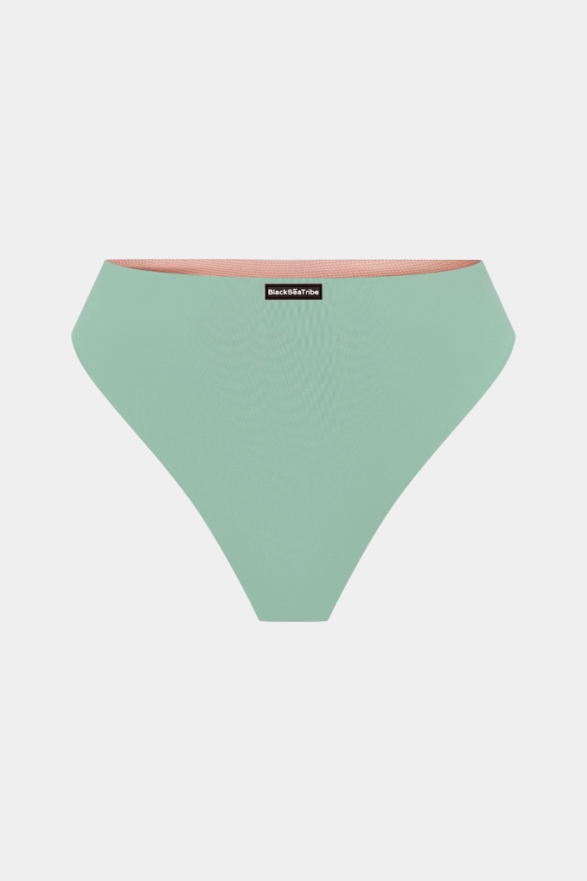 Мятный низ от купальника Sage slipSEIsage BlackSeaTribe