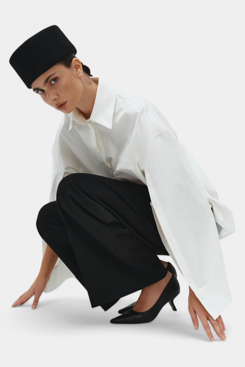 Молочна сорочка Couture з акцентними рукавами CICI COCO