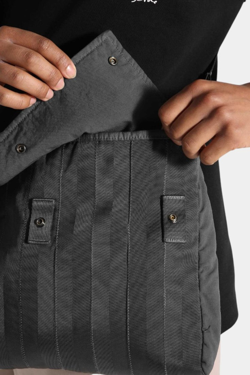 Чорна сумка з принтом «ялинка» та логотипом 18CMAC055A005349G 999 C.P. Company