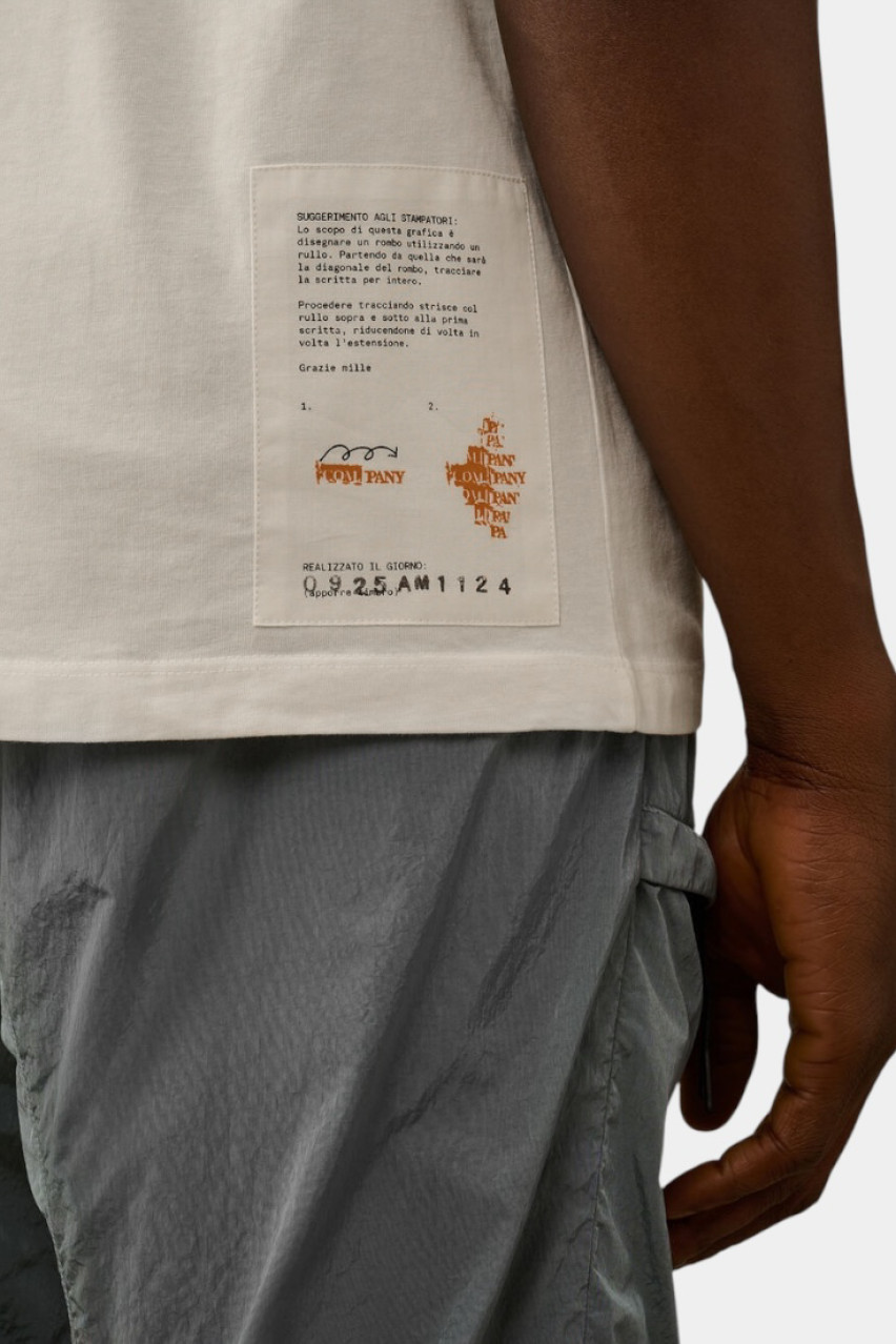 Молочна футболка з джерсі 24/1 та логотипом на грудях 18CMTS308A005431G 103 C.P. Company