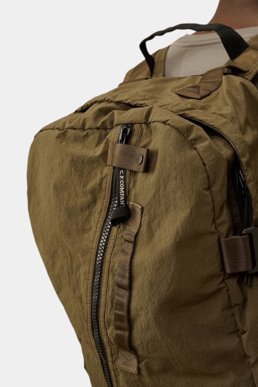 Хаки тревел-сумка 18CMAC174A110188G 683 C.P. Company