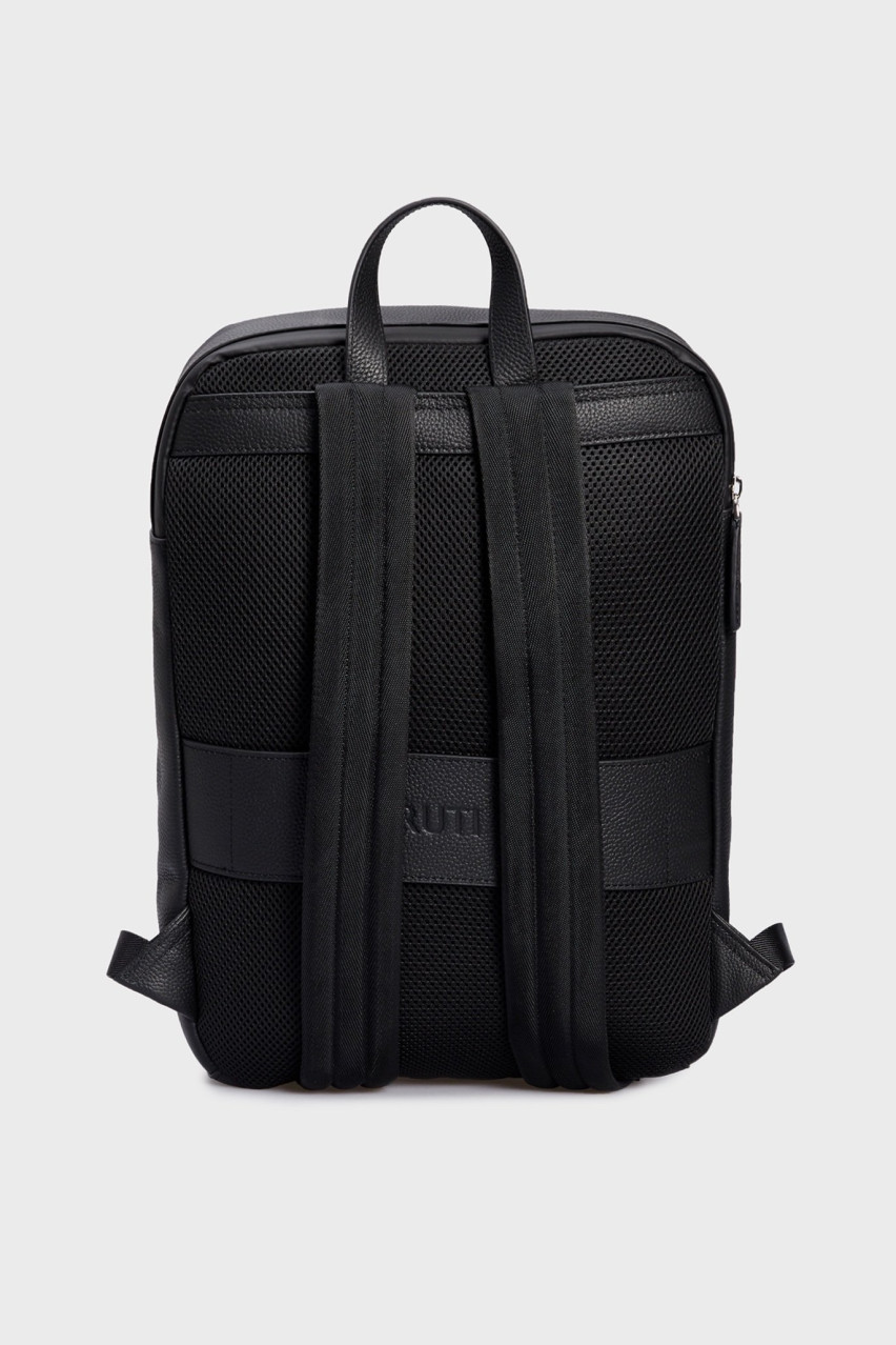Чорний рюкзак Cerruti