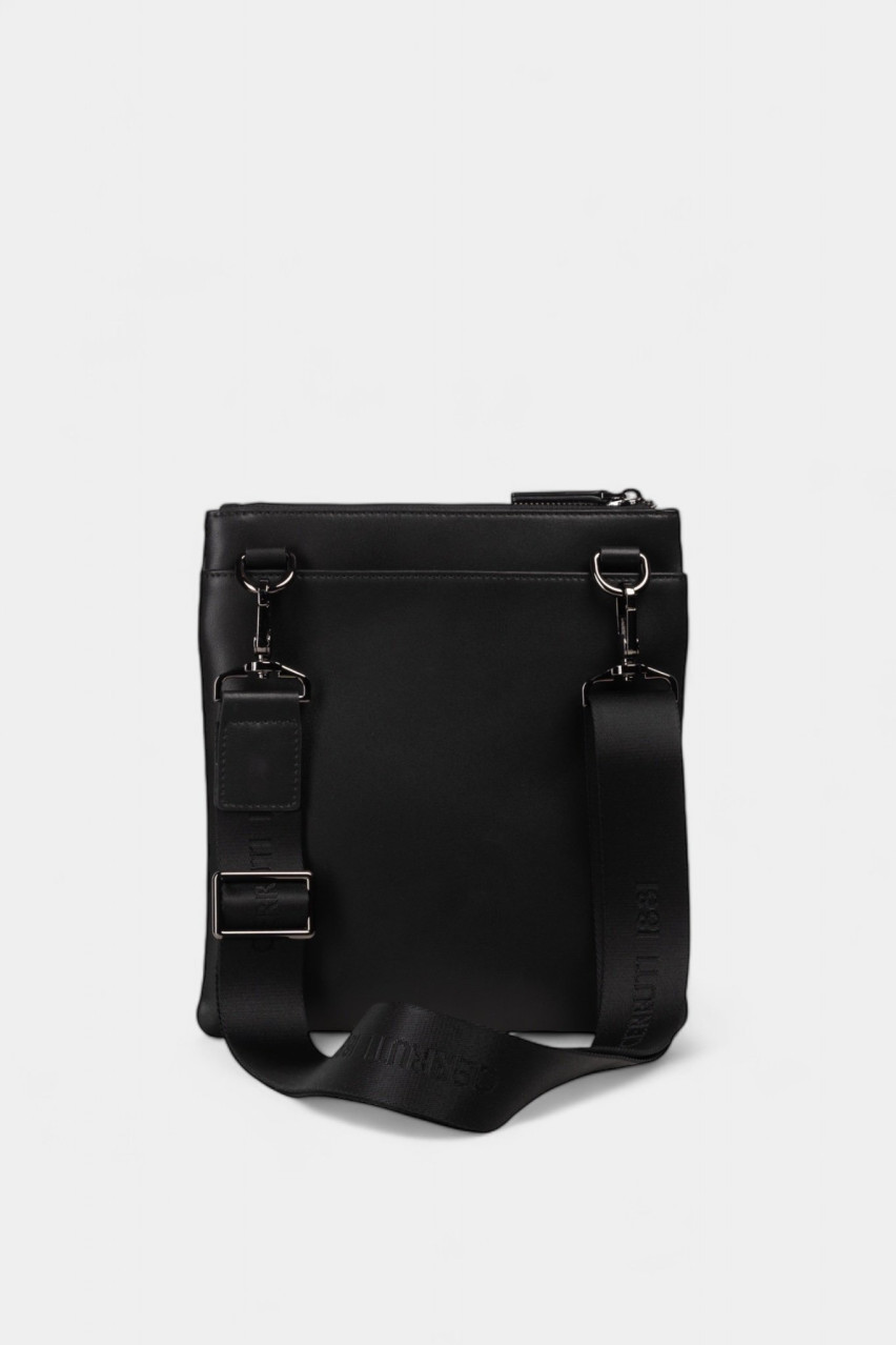 Черная сумка Chris CEBO06781M Cerruti I88I