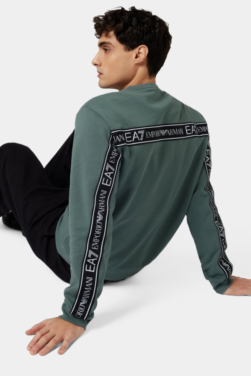 Зелёный свитшот EA7