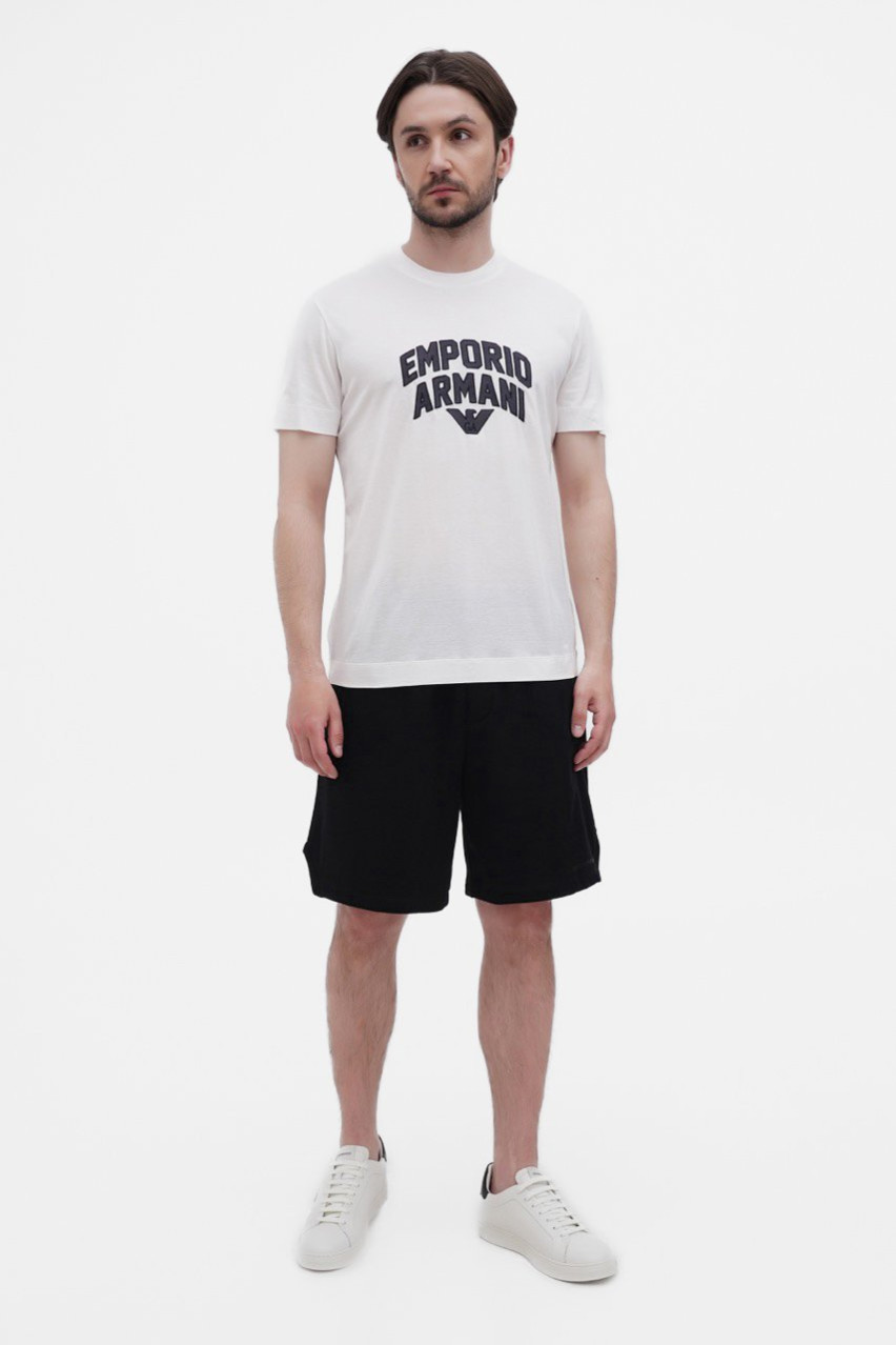 Чёрные шорты Emporio Armani